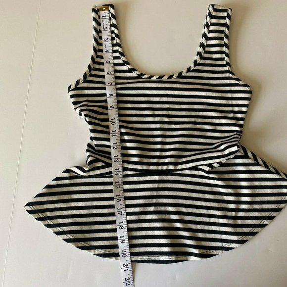 GUESS WOMENS WHITE BLACK PEPLUM TOP SIZE S - Picture 3 of 4